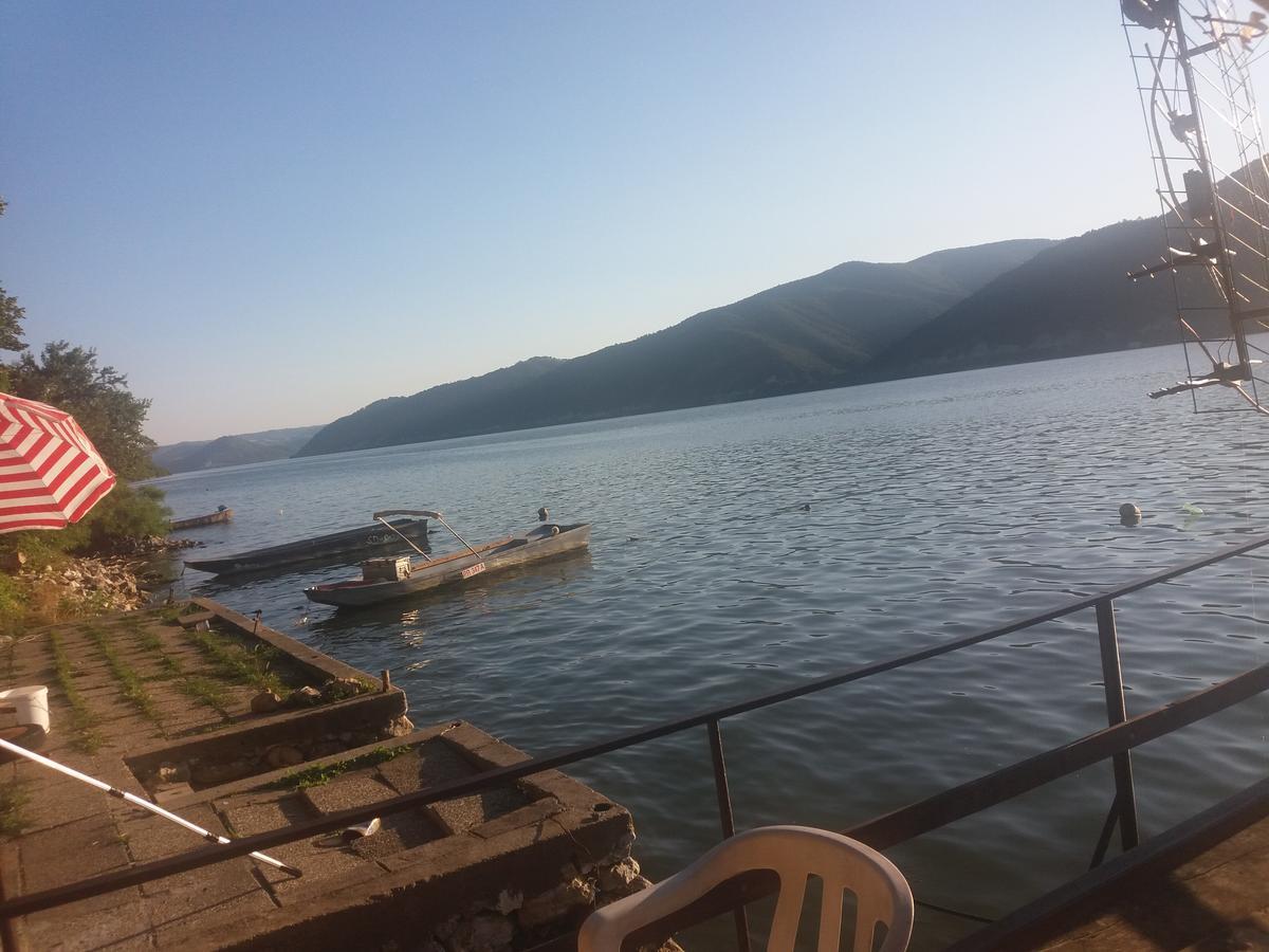Chalet Ljubicine Kolibe Golubinje 외부 사진